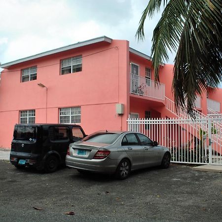 Tropical Hideaway Apartment Nassau Ngoại thất bức ảnh