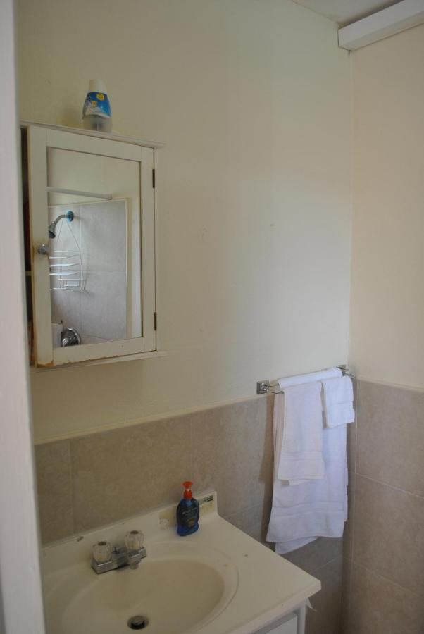 Tropical Hideaway Apartment Nassau Ngoại thất bức ảnh
